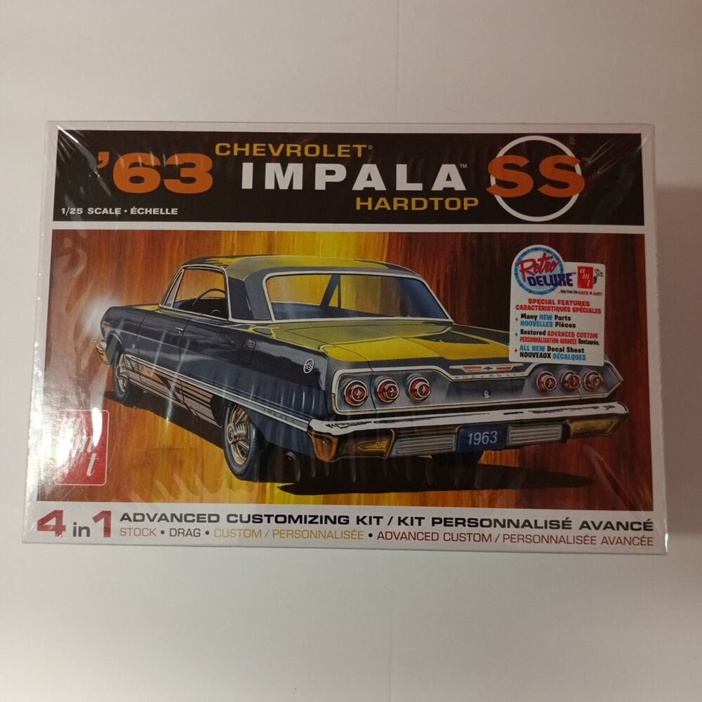 AMT 1963 Chevy Impala Hardtop 1/25 Scale Car Plastic Model‎